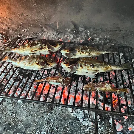 Robinzonska Kuca Uz Casa de Férias